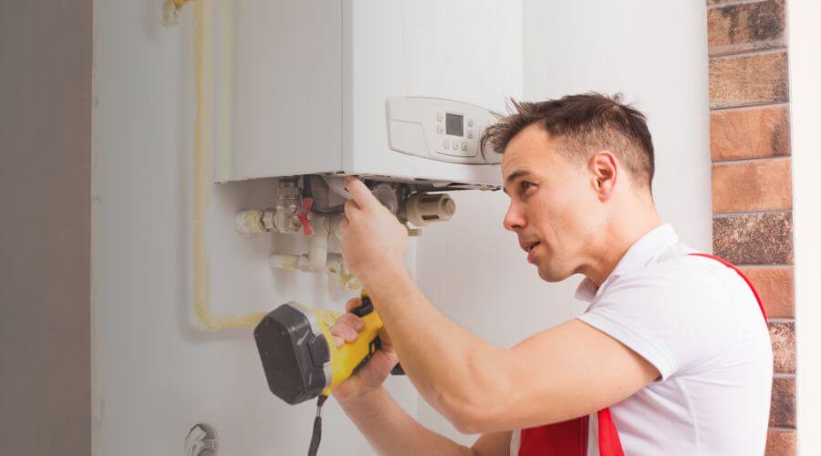 Local annual plumbing maintenance in Elwin, IL